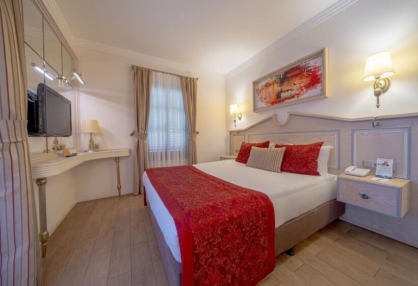 家庭间, Sunrise Resort