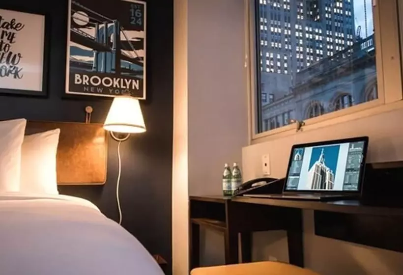 اتاق استاندارد با تخت دوبل, U Hotel Fifth Avenue, Empire State Building