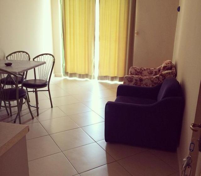 Appartamento 1 Camera da Letto con Balcone, Sayar Apart