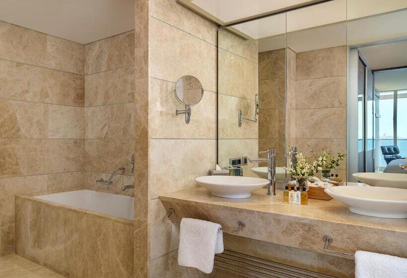 سوئیت اجرایی با چشمانداز دریا, Swissotel Buyuk Efes Izmir