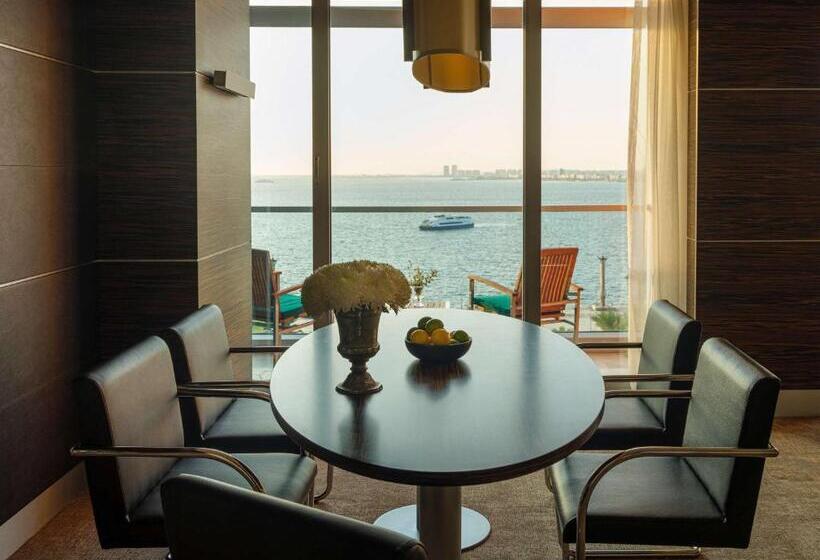 سوئیت اجرایی با چشمانداز دریا, Swissotel Buyuk Efes Izmir