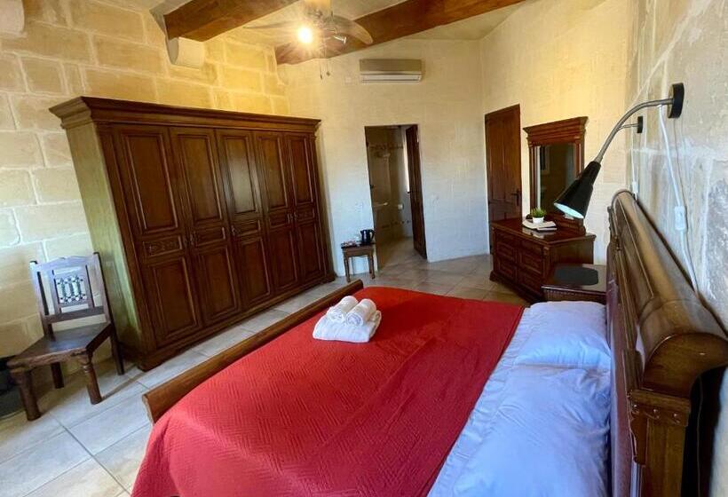 اتاق استاندارد, Ferrieha B&b