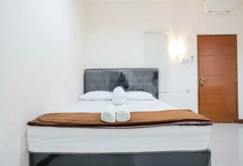 スタンダードルーム, Wisma Delapan Mitra Reddoorz