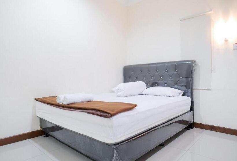 经济房, Wisma Delapan Mitra Reddoorz