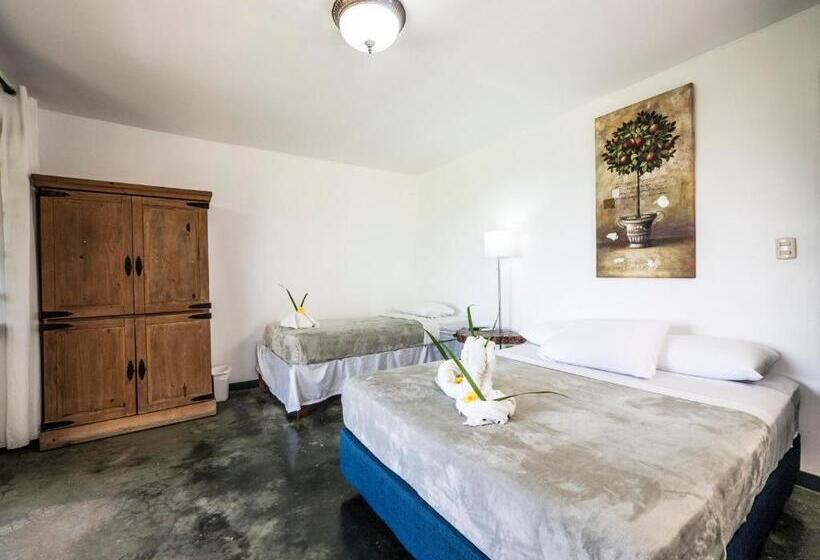 Triple Room Sea View, La Puesta Del Sol B&b