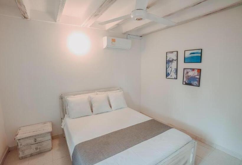 스탠다드 룸, Marbelo Coveñas