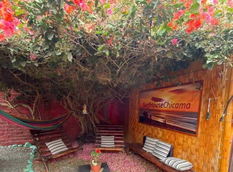 اتاق استاندارد سه تخته با چشمانداز باغ, Surf House Chicama