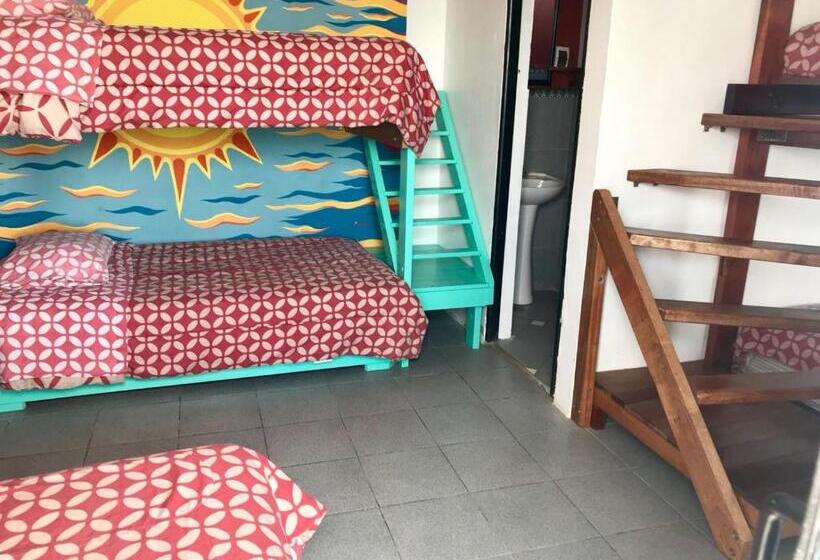 Четырехместный Номер Стандарт Вид на Море, Surf House Chicama