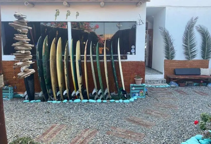 اتاق یک تخته با چشم‌انداز باغ, Surf House Chicama