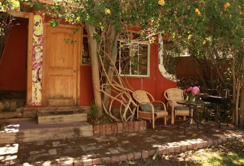 プールの見えるスタンダードトリプルルーム, El Jardín Secreto Pisco Elqui