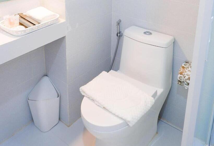 اتاق استاندارد با بالکن, Our Story Boutique