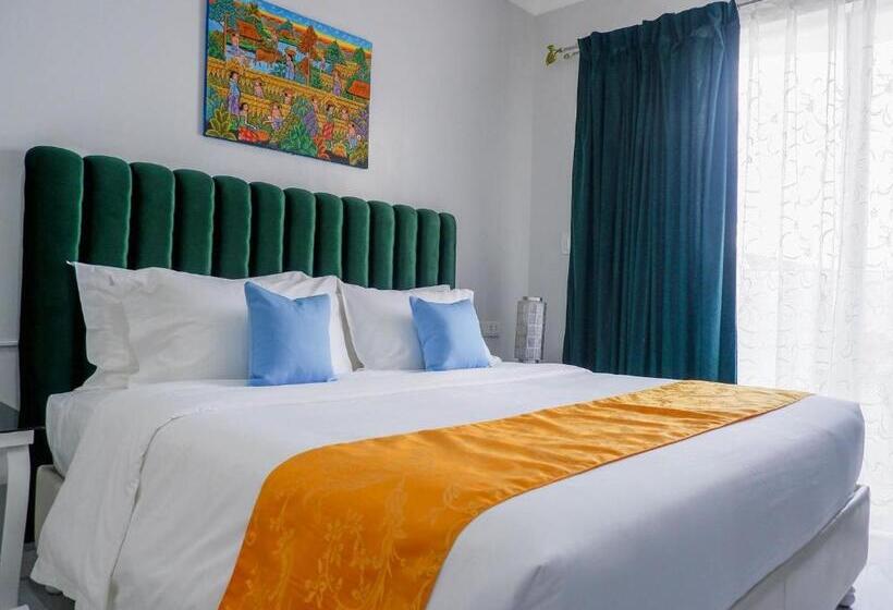 اتاق استاندارد با تخت بزرگ, Our Story Boutique