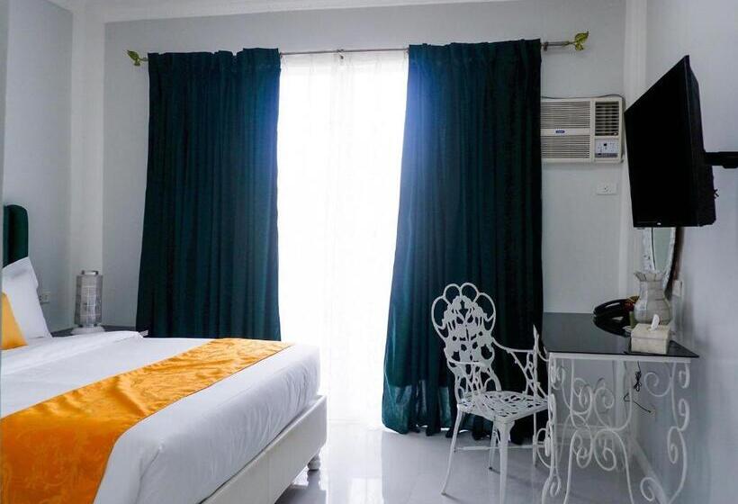 اتاق استاندارد با بالکن, Our Story Boutique