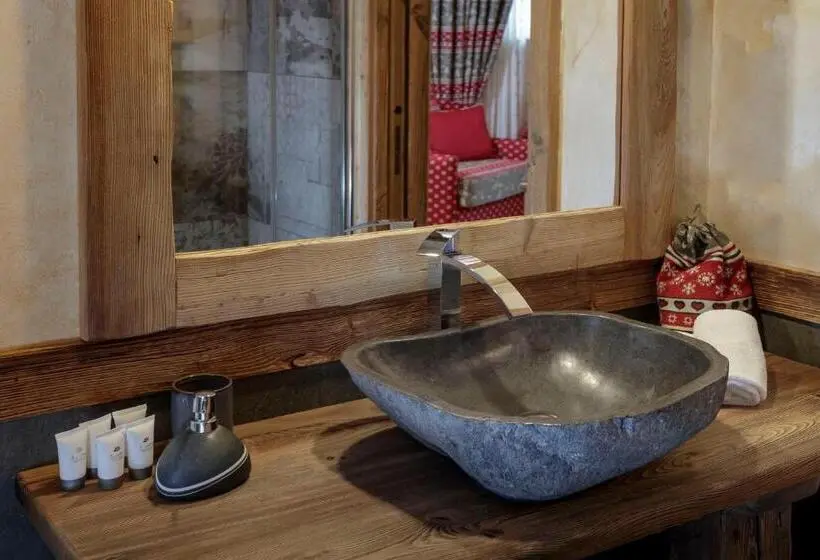 スイート, Matterhorn Retreat Francois Camere In Centro Cervina Con Colazione, Accesso Spa E Wifi