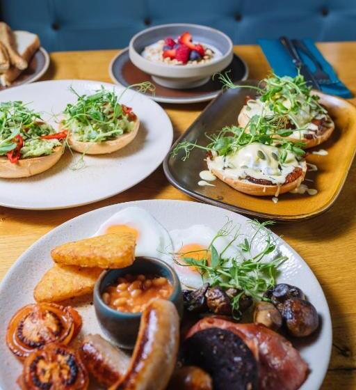 스탠다드 룸 킹사이즈 침대, The Tal Y Cafn