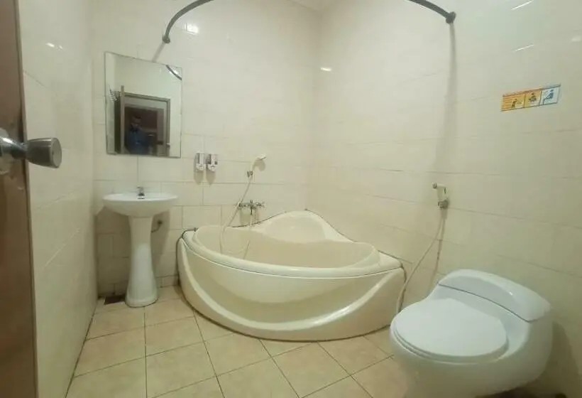 Standard-huone King-vuode, Votel Hotel Tulungagung