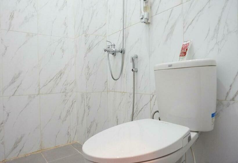 Номер Стандарт, Reddoorz Near Pasar Batang