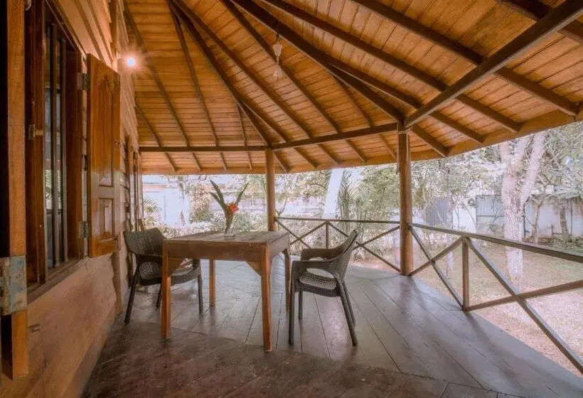 اتاق استاندارد با چشم‌انداز باغ, Paradise Bungalow