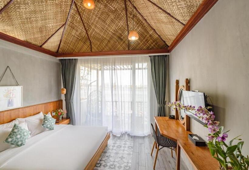 غرفة ديلوكس مطلّة علي البحر مزوَّدة بشُرفة, Phka Kravan Boutique