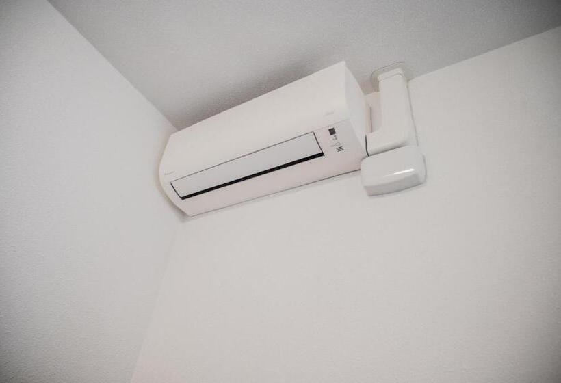 חדר סטנדרט, The Velvet Lodge