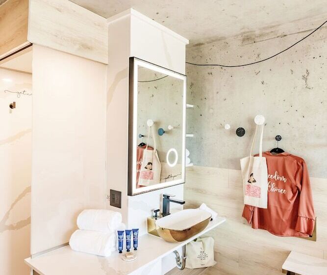 חדר סטנדרט מיטה זוגית, Kompose Boutique Hotel Sarasota