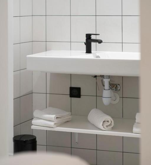 غرفة كومفورت ثلاثية, Monsieur Miot Concept Hotel   Bastia Centre