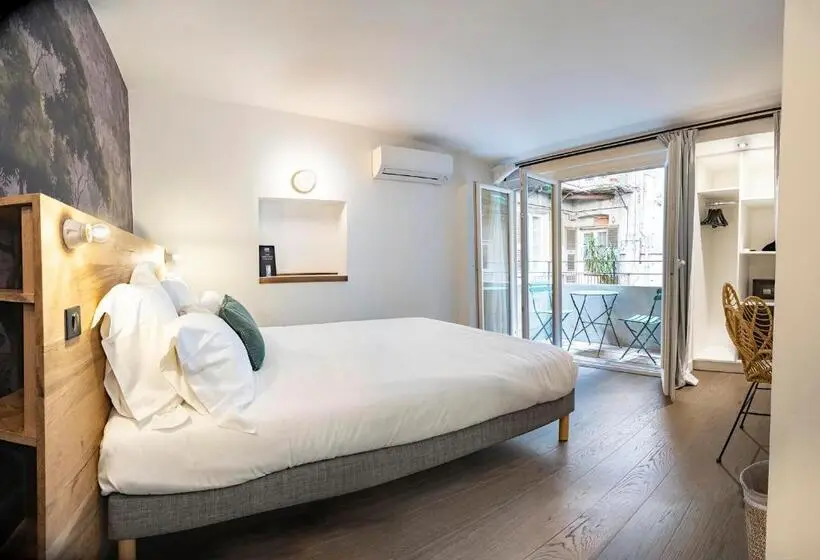 اتاق راحتی سه تخته, Monsieur Miot Concept Hotel Bastia Centre