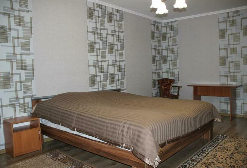 Номер Economy, Duet