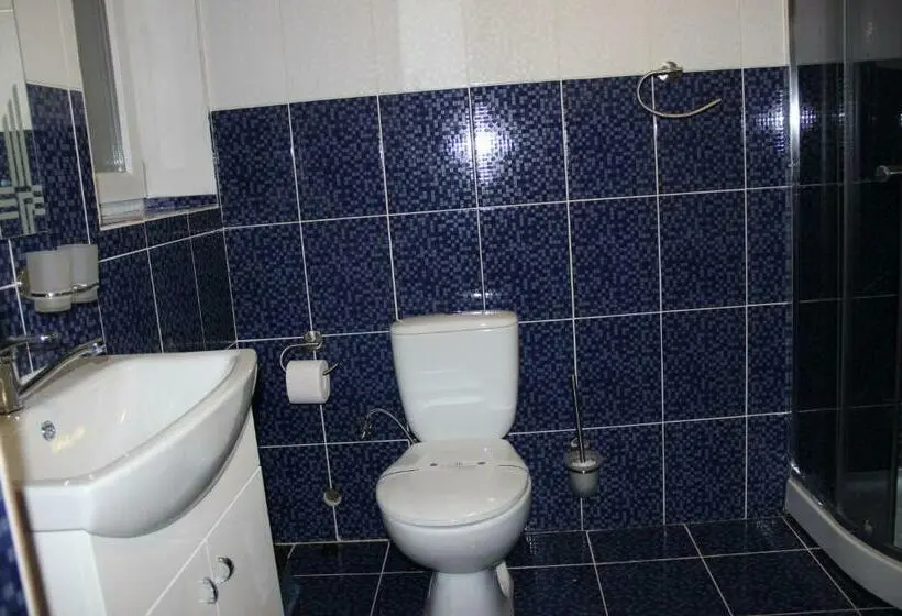 Cameră Deluxe, Duet