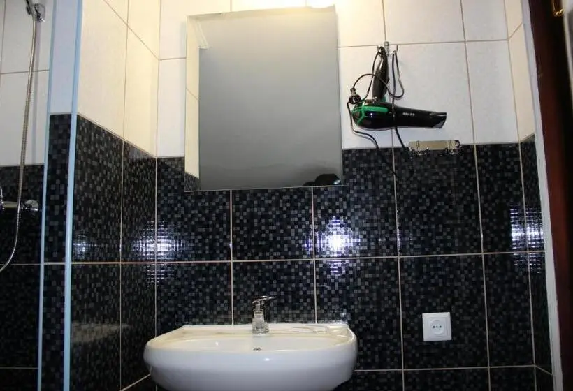 Cameră Standard, Duet
