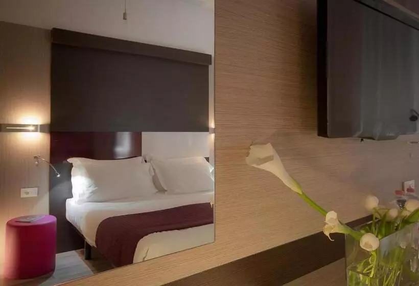 اتاق استاندارد, Genius Hotel Downtown