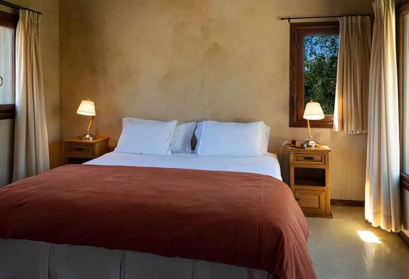 سوییت خانوادگی, Aldebaran Hotel & Spa