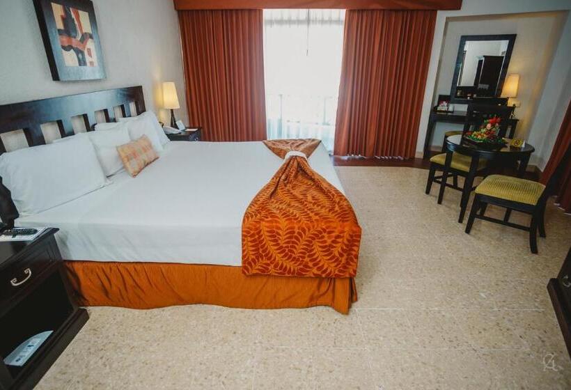 キングサイズベッドのスタンダードルーム, Best Western Hotel Posada Freeman Zona Dorada