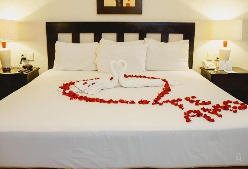 キングサイズベッドのスイートルーム, Best Western Hotel Posada Freeman Zona Dorada