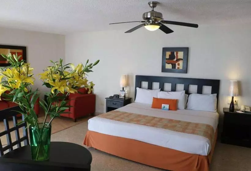 سوئیت با تخت بزرگ, Best Western Hotel Posada Freeman Zona Dorada