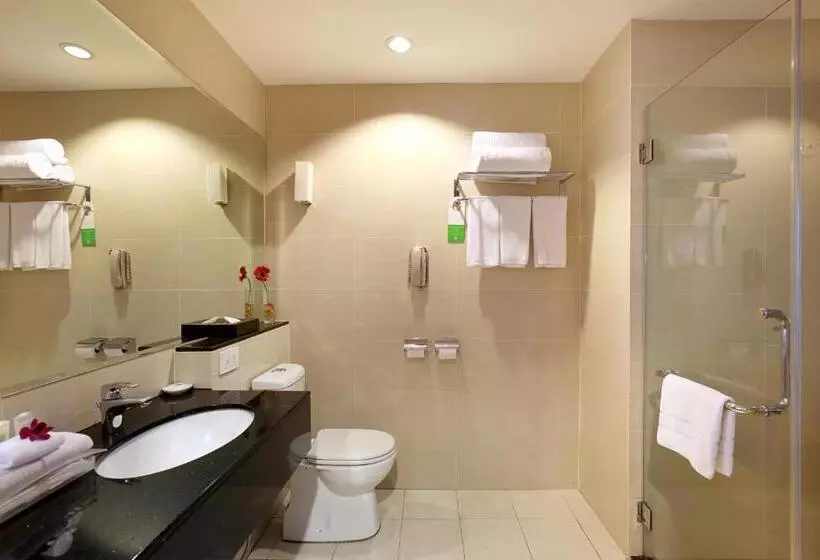 اتاق استاندارد با چشم‌انداز دریا, Holiday Inn Melaka By Ihg