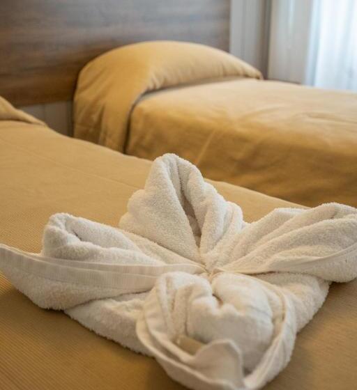 اتاق استاندارد, Tangoinn Club