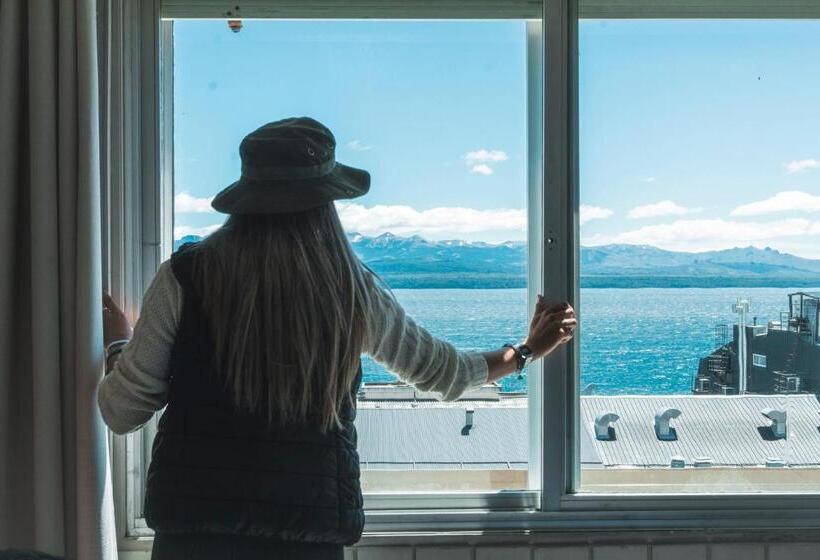 اتاق استاندارد سه نفره, Tangoinn Club