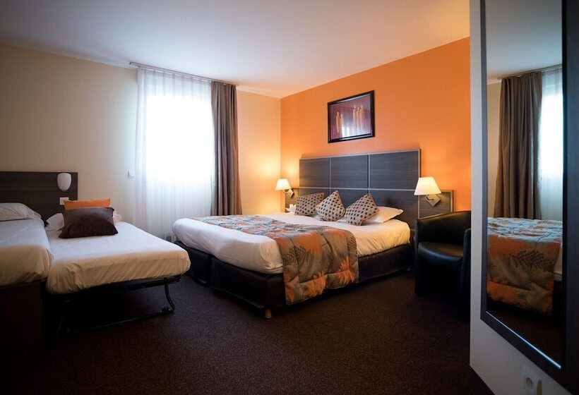 패밀리 룸, The Originals Boutique, Actuel Hôtel, Saintetienne Aéroport