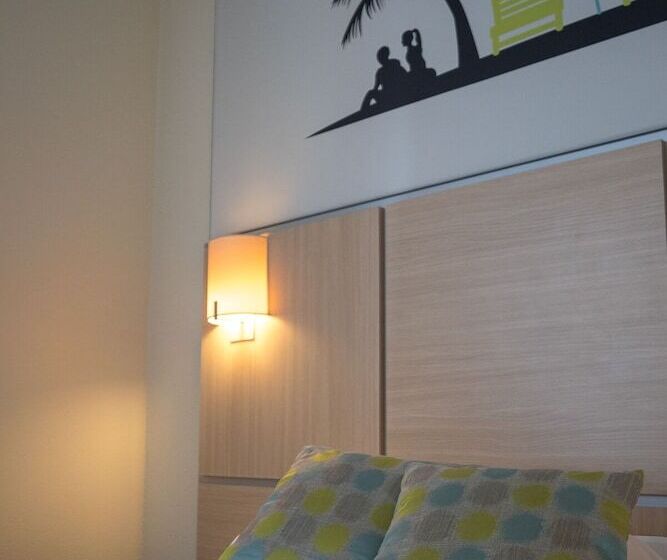 스탠다드 룸, The Originals Boutique, Actuel Hôtel, Saintetienne Aéroport