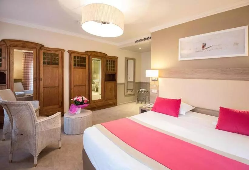 Prestige Room