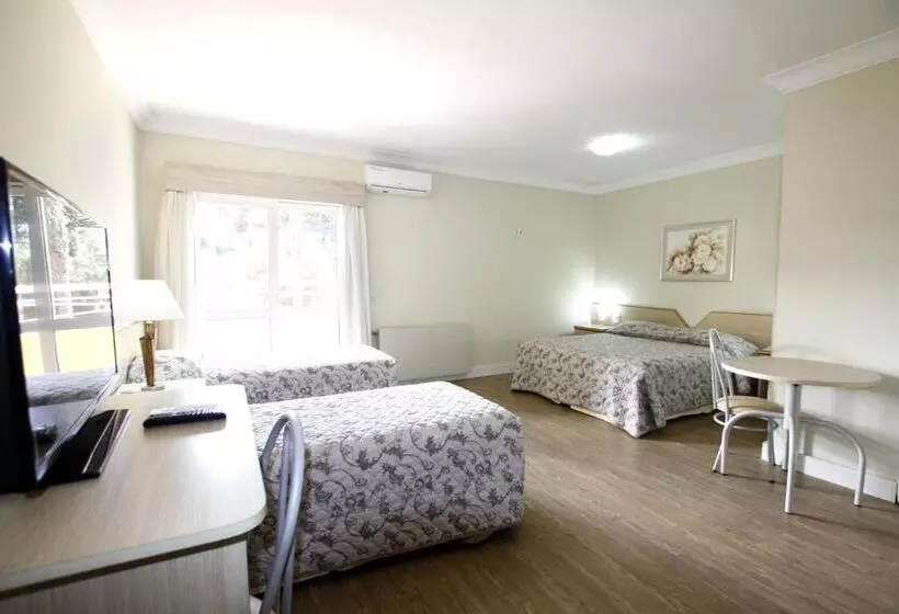 デラックスの4人部屋, Sky Ville Hotel Canela