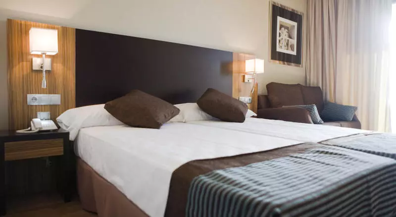 اتاق استاندارد, Y Apartamentos Conilsol
