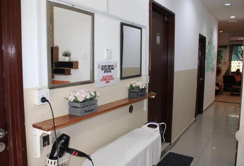 공동 객실, H2 Segama Backpacker