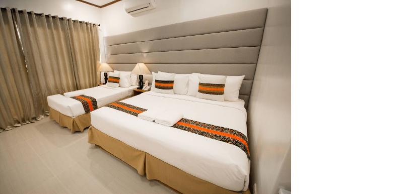 اتاق استاندارد سه نفره, Sur Beach Resort Boracay