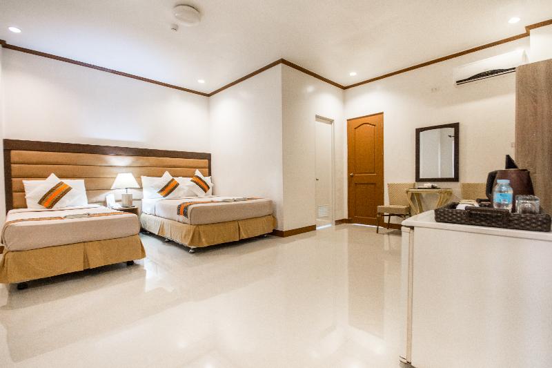 اتاق استاندارد سه نفره, Sur Beach Resort Boracay