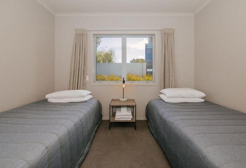 شقة 3 غرف, South Street West Motel