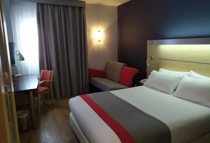 اتاق استاندارد, Holiday Inn Express Madrid Getafe, An Ihg