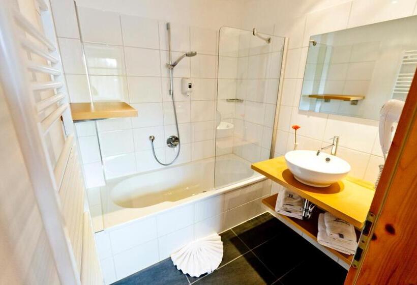 Апартаменты 1 Спальня, Lärchenhof