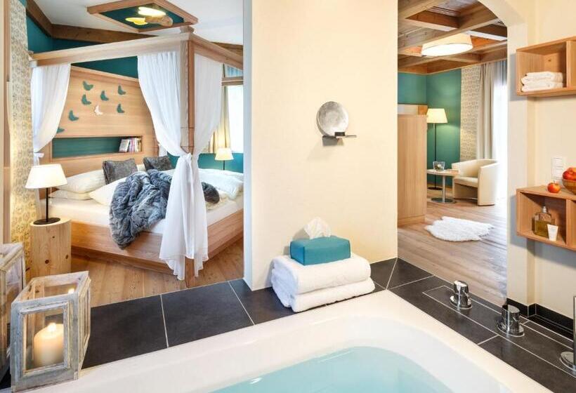 Люкс, Lärchenhof